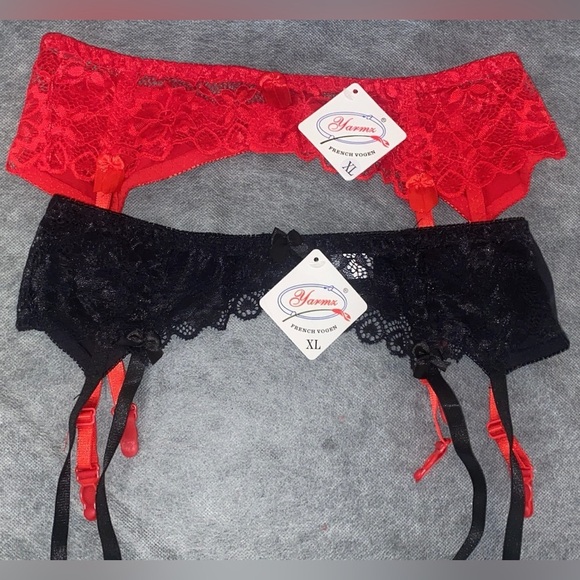 Red and Black Lace Garter Belt Set - Picture 1 of 6